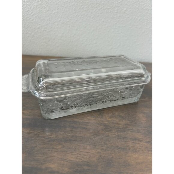 Princess House Fantasia Glass Butter Dish Poinsettia 2 Pc Great Condition - Picture 1 of 8